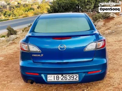 Mazda 3 Standard 3