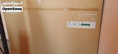 Samsung M7 TV Smart Monitor 3