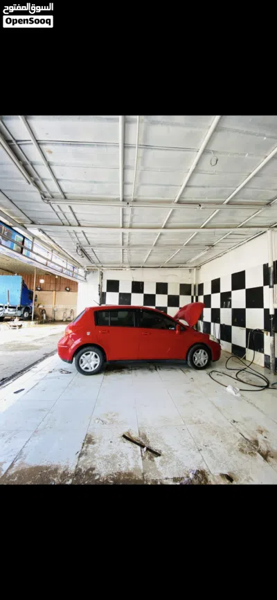 Nissan Tiida 2