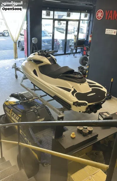 للبيع fzr2015 4