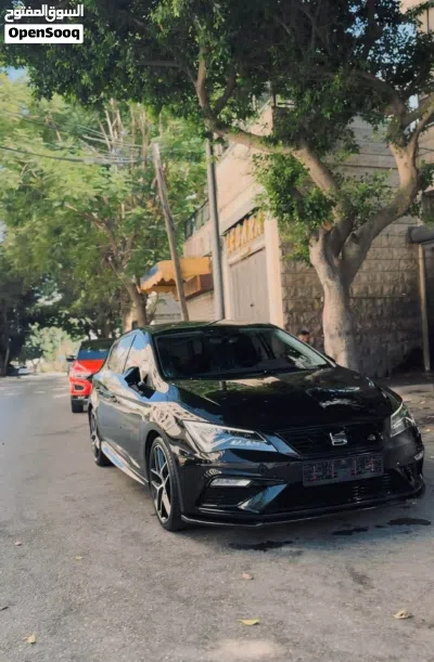 سيات ليون FR 4