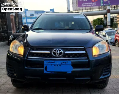 Toyota RAV 4 Standard 2