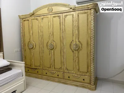 Luxury Bedroom Set – Bed, Wardrobe, Dresser with Mirror & Side 3