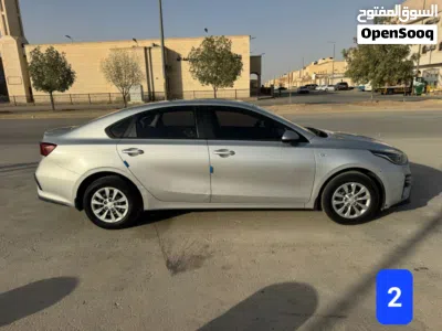 Kia Cerato Standard 3