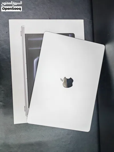 Apple Macbook Pro M5 512 GB Storage and 16 GB Ram 14 Inch Display Size 2