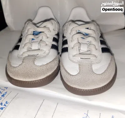 حذاء أطفال Adidas Originals مقاس 23 – حالة ممتازة 2