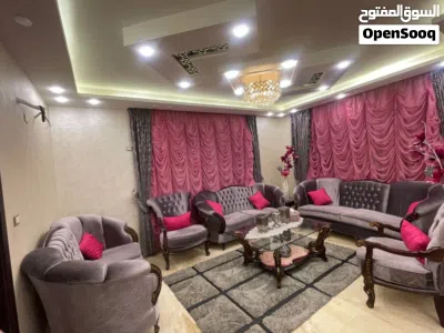 طقم كنب خشب زان للبيع بسعر مغري 3