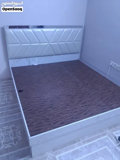 Bed/metres/4dor cabed/ dressing table 4