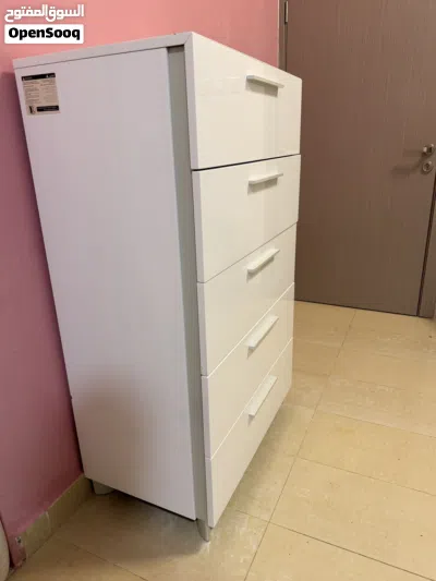 فرصة رائعة لاقتناء خزانة أدراج فاخرة وعملي ماركة هوم سنتر Home Center 5-Drawer Chest 2