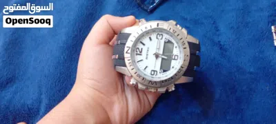 ساعات ماركات مش ملبوسيت جداد مش مستعملين اربع ساعات ماركات بسعر مغري جدا جدا 3