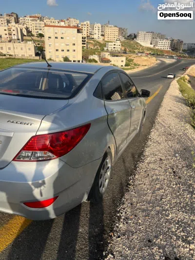 هيونداي اكسنت GL 4