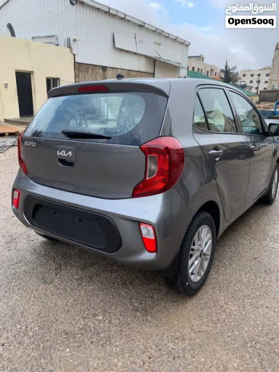 Kia Picanto EX 3