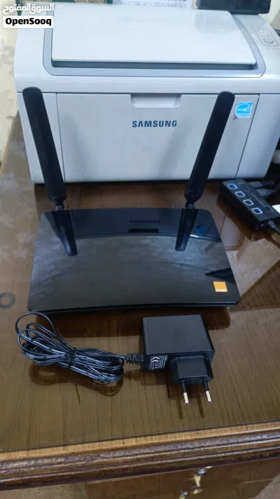جهاز راوتر اورنج 4GFlyBox يشغل خط 4