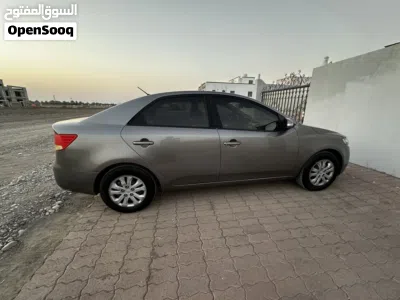 Kia Cerato Standard 4