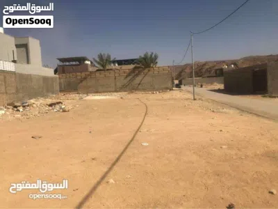ارض بالغور منطقة شاليهات فخمه من المالك مباشره 3