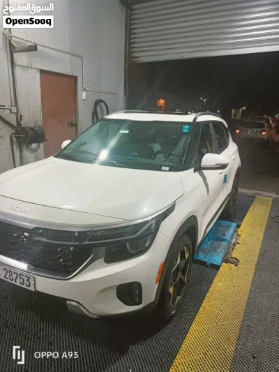 Kia Seltos EX 4