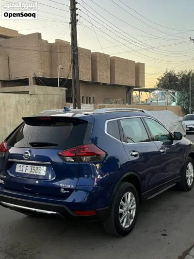 Nissan Rogue SV 4
