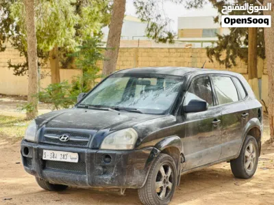 Hyundai Tucson GL 2