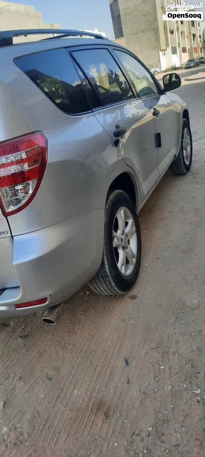 Toyota RAV 4 EXR 4