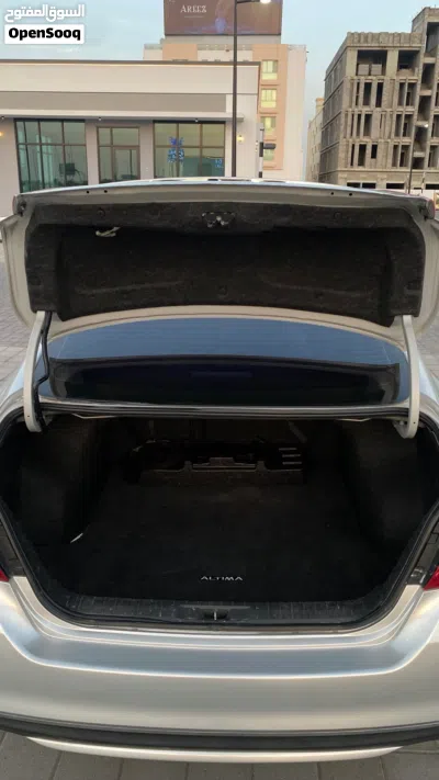نيسان التيما SV 2