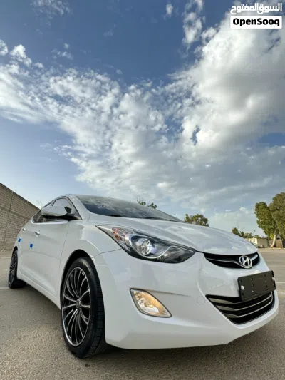 Hyundai Avante Standard 4