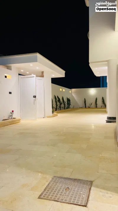 فيلا سوبر لوكس/السيدة عائشة قريبة من القطران ومسجد السيدة عائشة 3