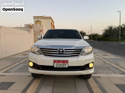 Toyota Fortuner EXR 2