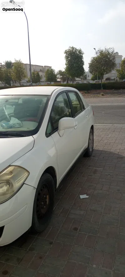 نيسان تيدا 2011 4