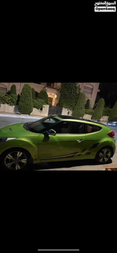 Hyundai Veloster Sport 3