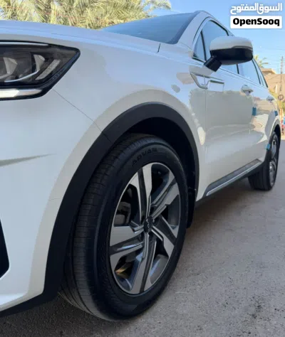 كيا سورينتو Standard 4