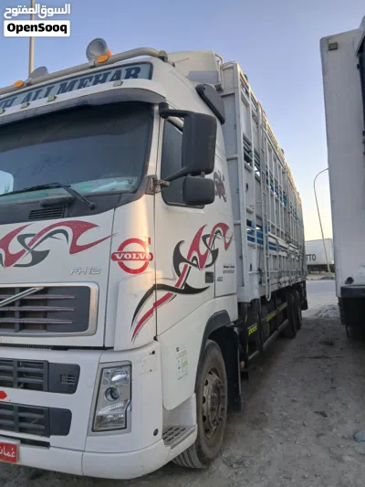 Used 2005 Volvo Box Truck for Sale - Reliable Commercial Vehicle volvo truck 2005 FH 10 ton 30 feet 3