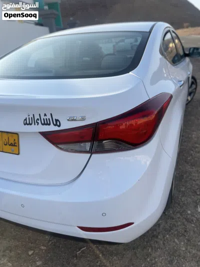 Hyundai Elantra GLS 4