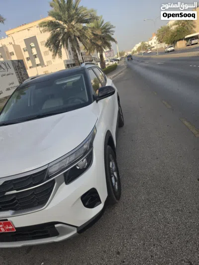 Kia Seltos EX 2