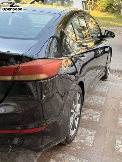 هيونداي افانتي Limited 3