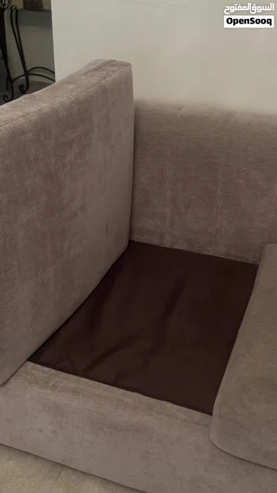 كنب بيج كبير مقاس 3x4 مع 4 كراسي جانبية 4