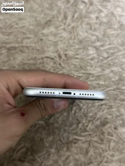 ايفون 11 للبيع 4