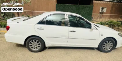 تويوتا كامري XLE 3
