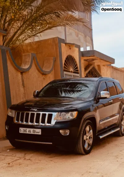 Jeep Grand Cherokee Altitude 3