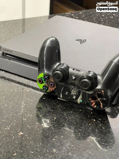 PlayStation 4 Slim 500GB بسعررر حرق فقط 140 دينار 4