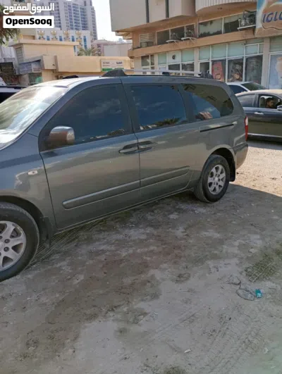 كيا كرنفال EX 4