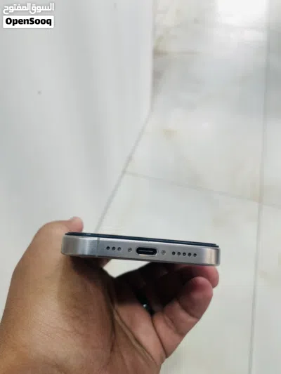 iPhone 15 pro 2