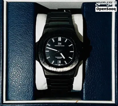 Diamond Milanese watch, luxurious black color. 3