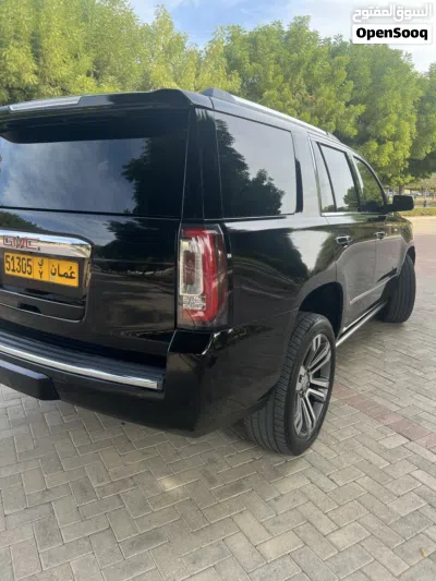 GMC Yukon Denali 4