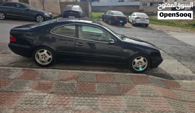 Mercedes Benz CLK-Class CLK 200 4