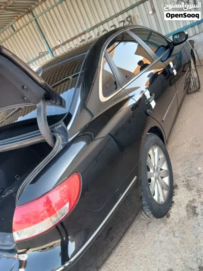 Hyundai Azera GL 2