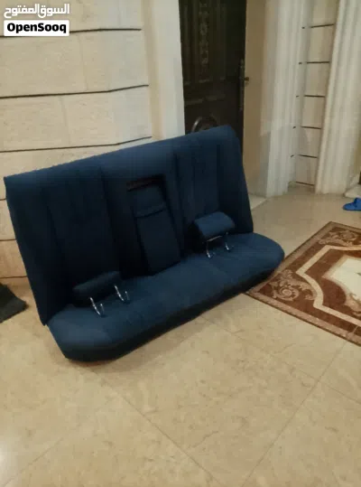كرسي خلفي سيارة مرسيدس قرش و نص للبيع 2
