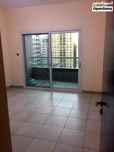 FOR SALE! Large Apartment 2-Bed, 3-Bath, ASAS Tower, Al Khan Sharjah 4