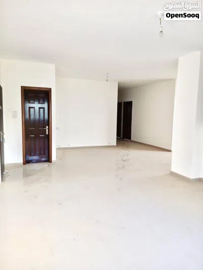 شقة للبيع في رام الله بس لا تنسوا متابعة صفحة الفيسبوك Odeh Group Real Estate 3