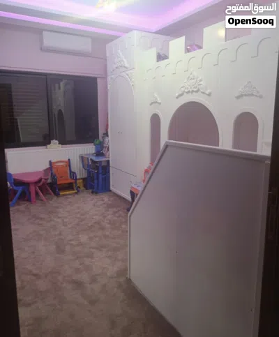 سرير طابقين مع خزانة للبيع خشب لاتيه 3