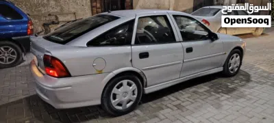 Opel Vectra 4